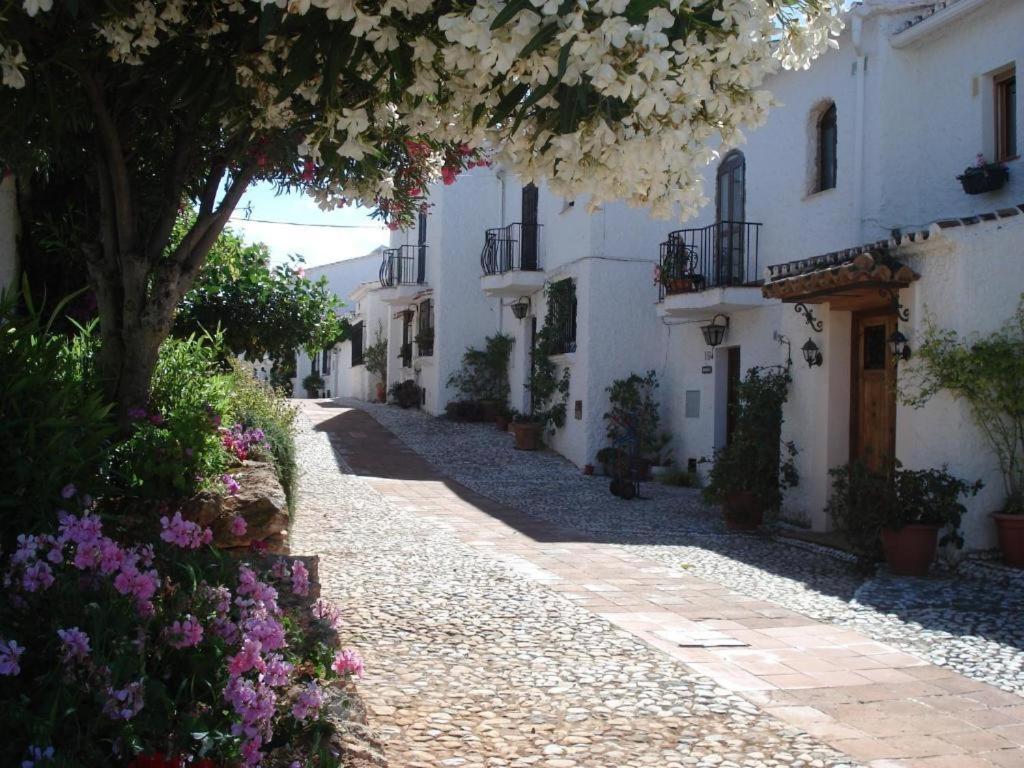 Apartamento Capistrano Village ネルハ エクステリア 写真